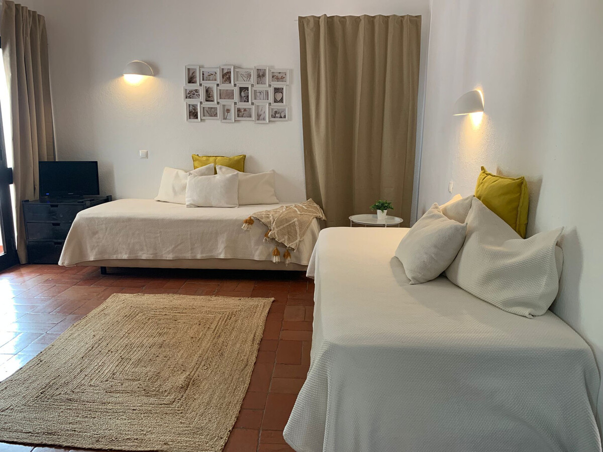 Studio 45 m² avec terrasse, piscine et accès plage - Photo 7