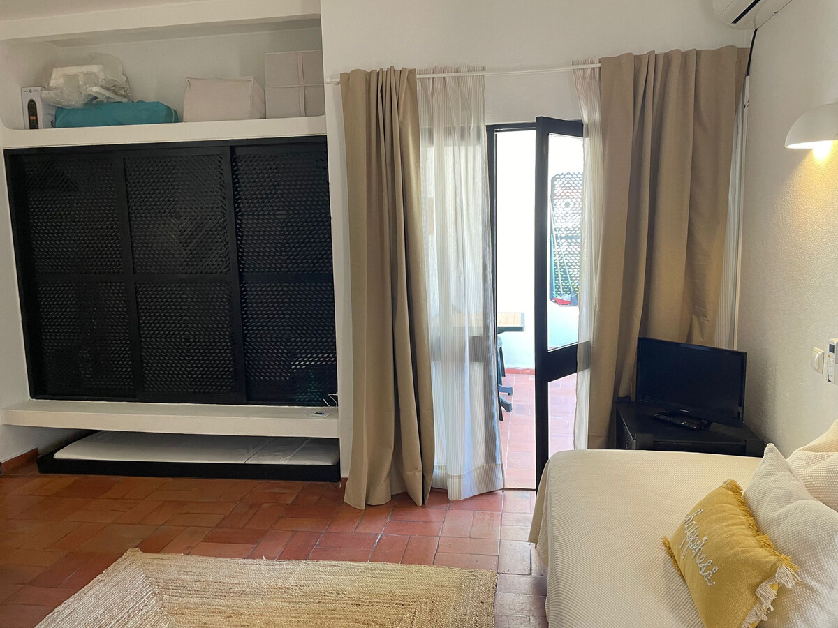 Studio 45 m² avec terrasse, piscine et accès plage - Photo 25