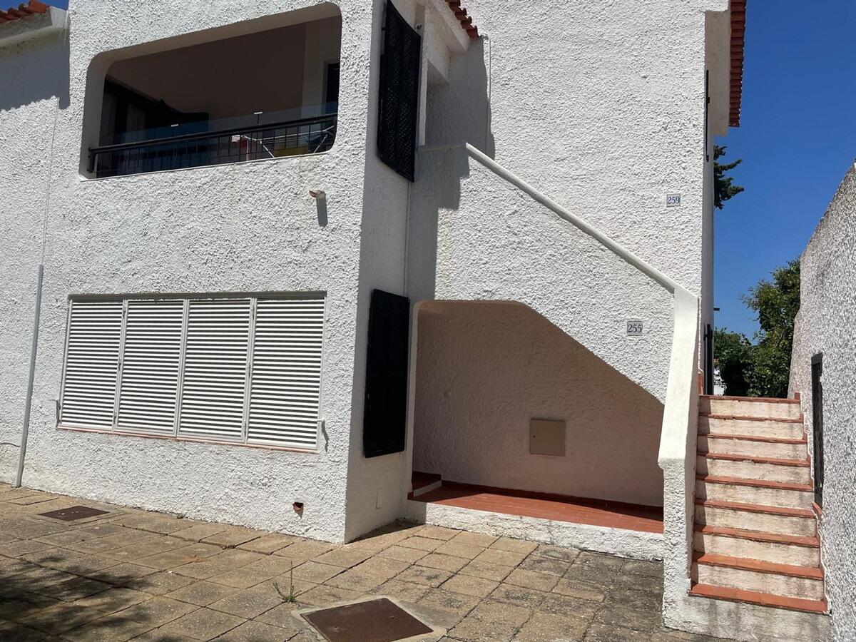 Studio 45 m² avec terrasse, piscine et accès plage - Photo 36