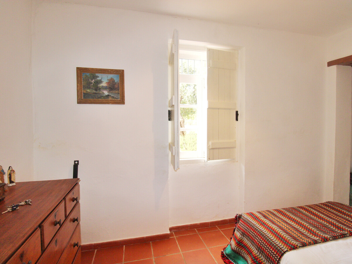 Gîte rustique 7 hectares à Alvito, piscine et terrasse - Photo 22