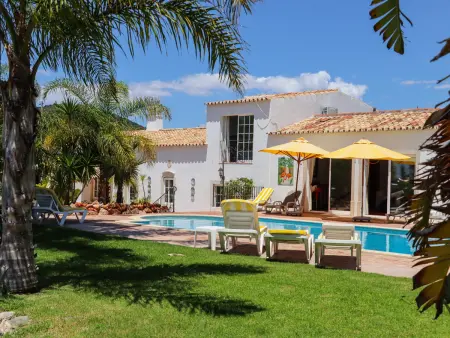 Gîte 6 chambres avec piscine privée près du golf à Almancil : photo 5