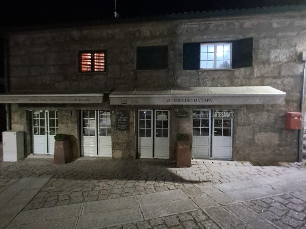 Maison 2 chambres à Quintela, près du sanctuaire - Photo 18