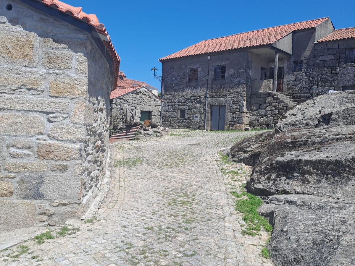 Maison 2 chambres à Quintela, près du sanctuaire - Photo 31