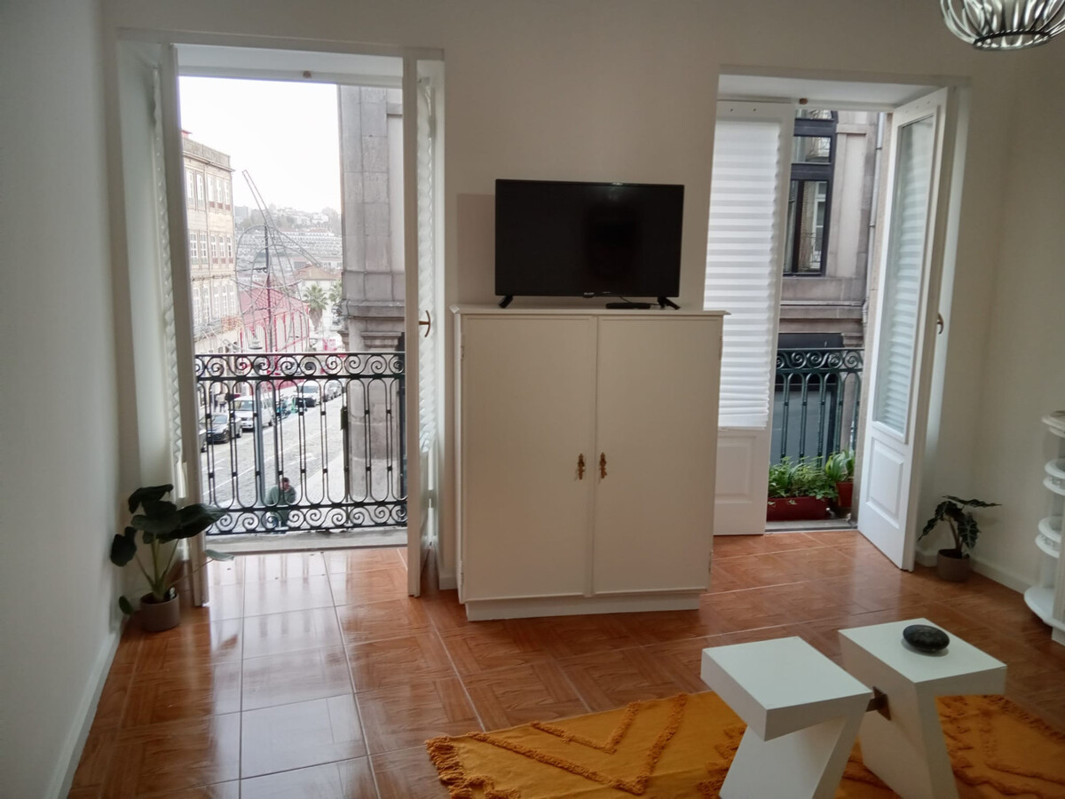 Villa 89 m² Porto, 1 chambre, vue Douro et balcon - Photo 2