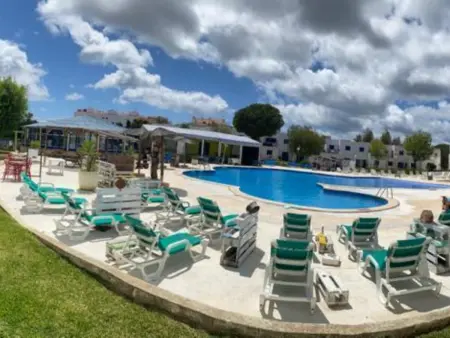 Location appartement à Alvor, Appartement de charme à Alvor avec piscine et climatisation