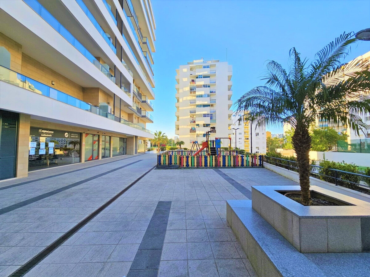 Appartement 1 chambre à Portimão, garage et plage à 200 m - Photo 35