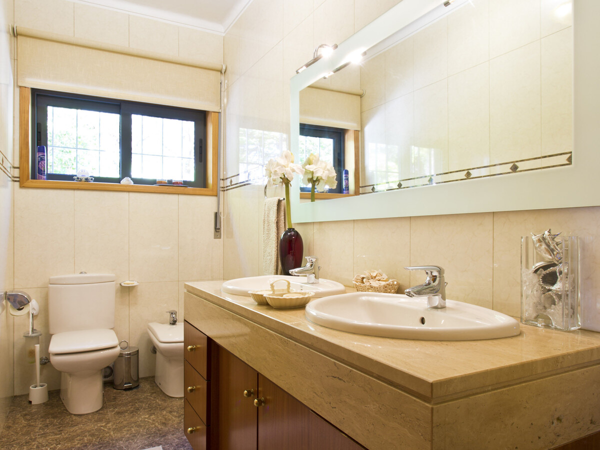 Villa 4 chambres, 300 m², à 4 m des plages de Viana - Photo 14