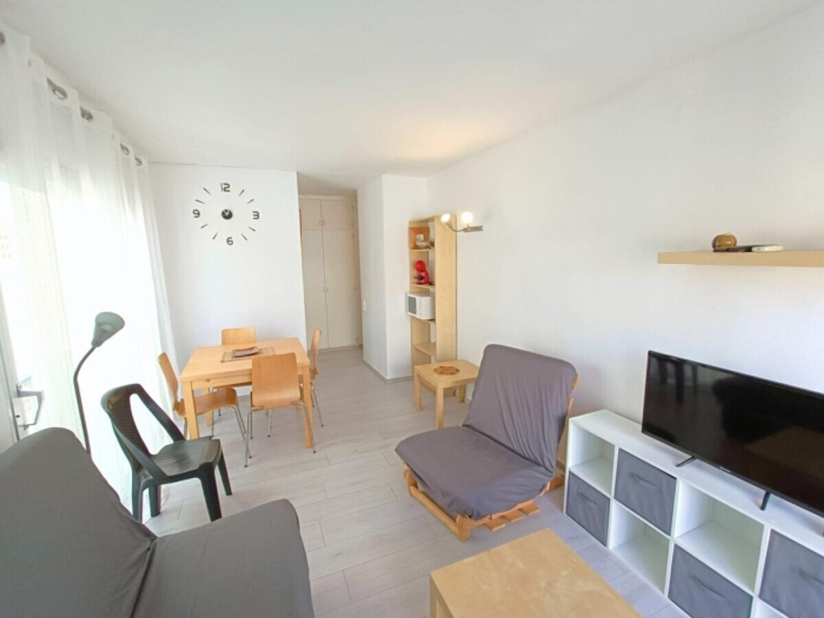 Studio Centre Roses, 50m plage, terrasse piétonne - Photo 3