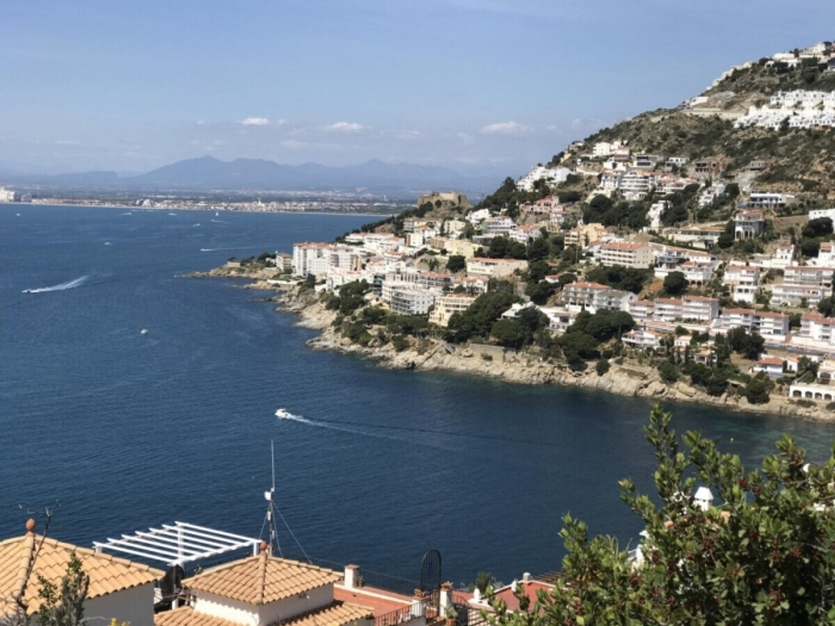 Studio Centre Roses, 50m plage, terrasse piétonne - Photo 16