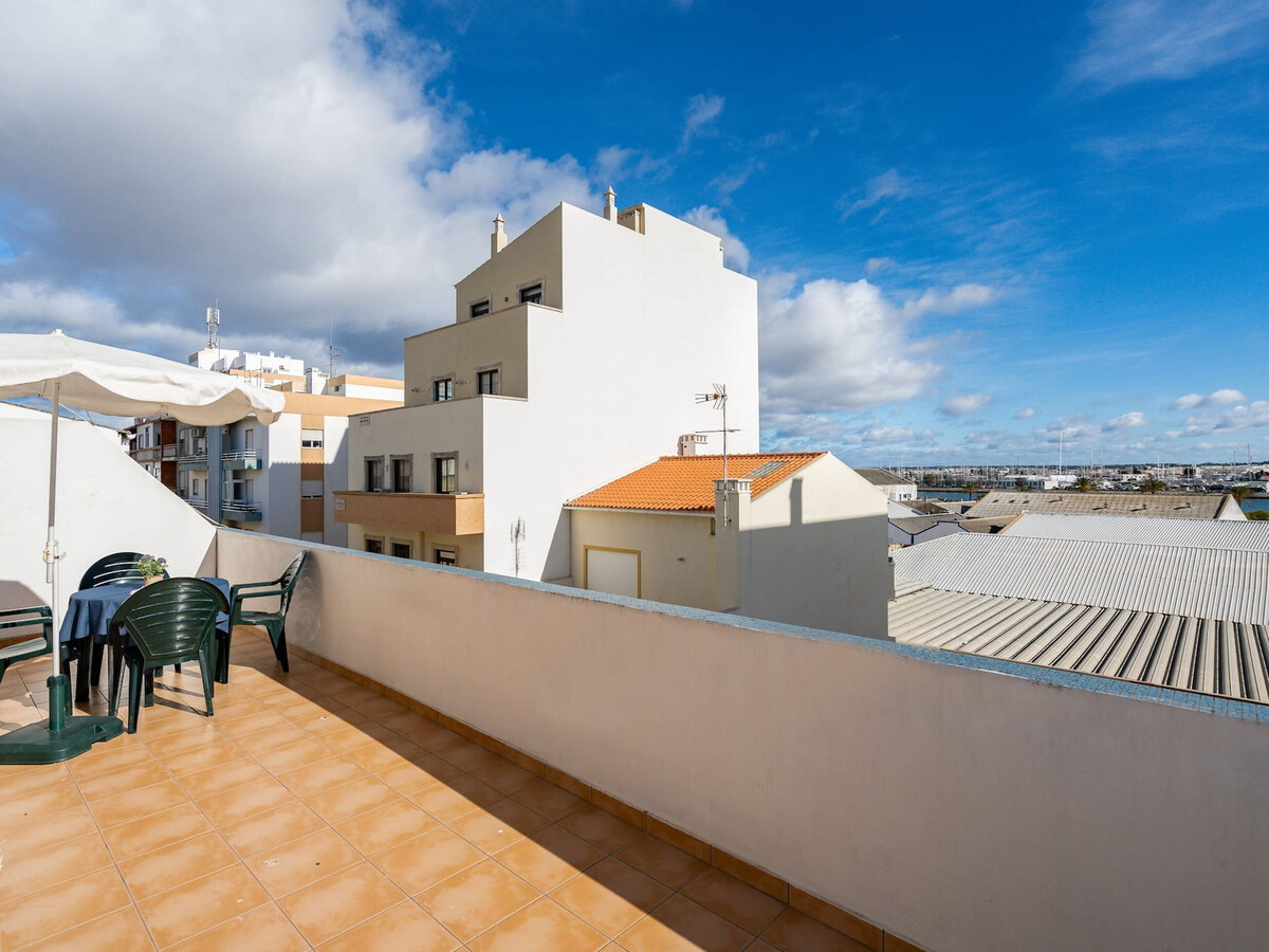 Appartement 110m² rénové, terrasse vue fleuve à Portimão - Photo 27