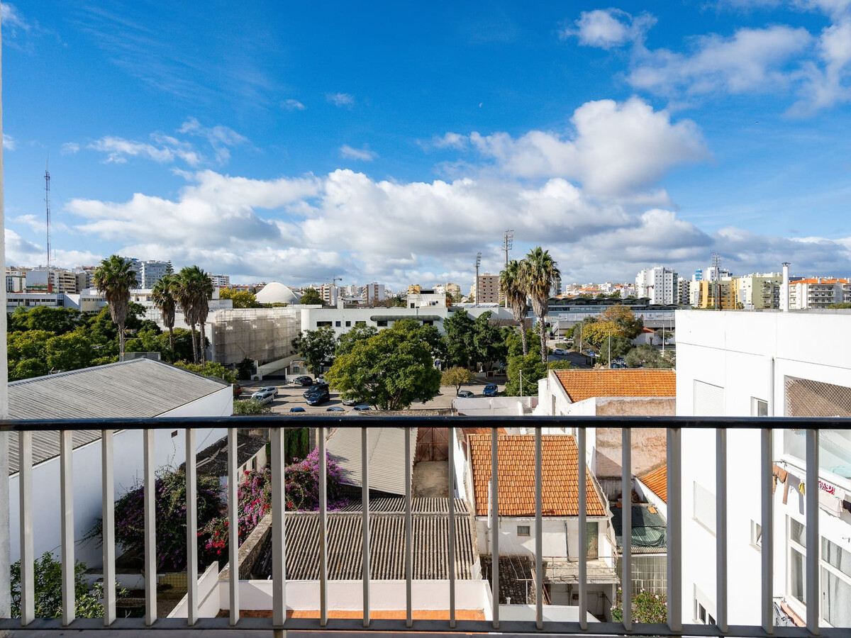 Appartement 110m² rénové, terrasse vue fleuve à Portimão - Photo 29