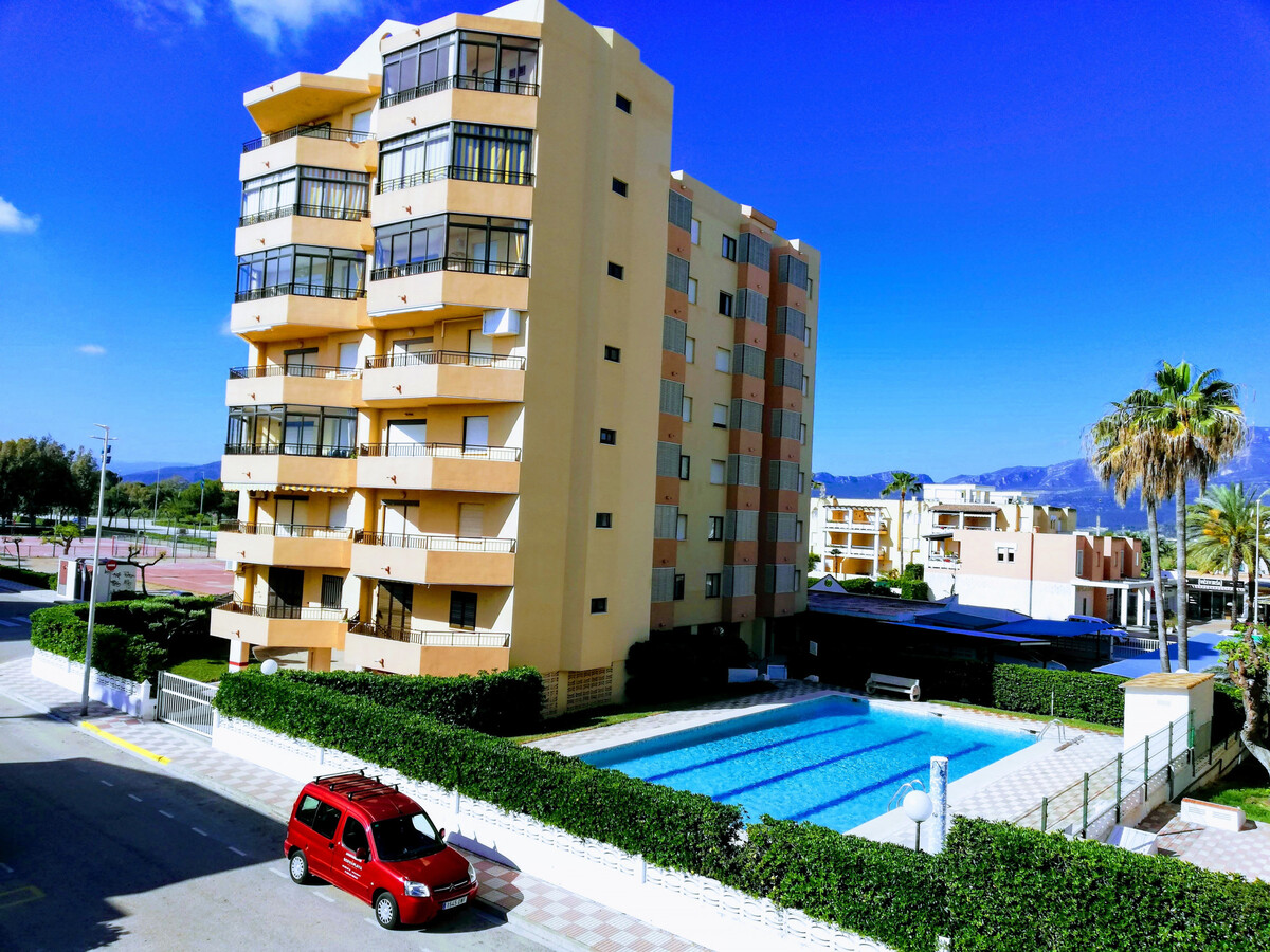 Appartement vue mer à 35 m de la plage, piscine et parking - Photo 1