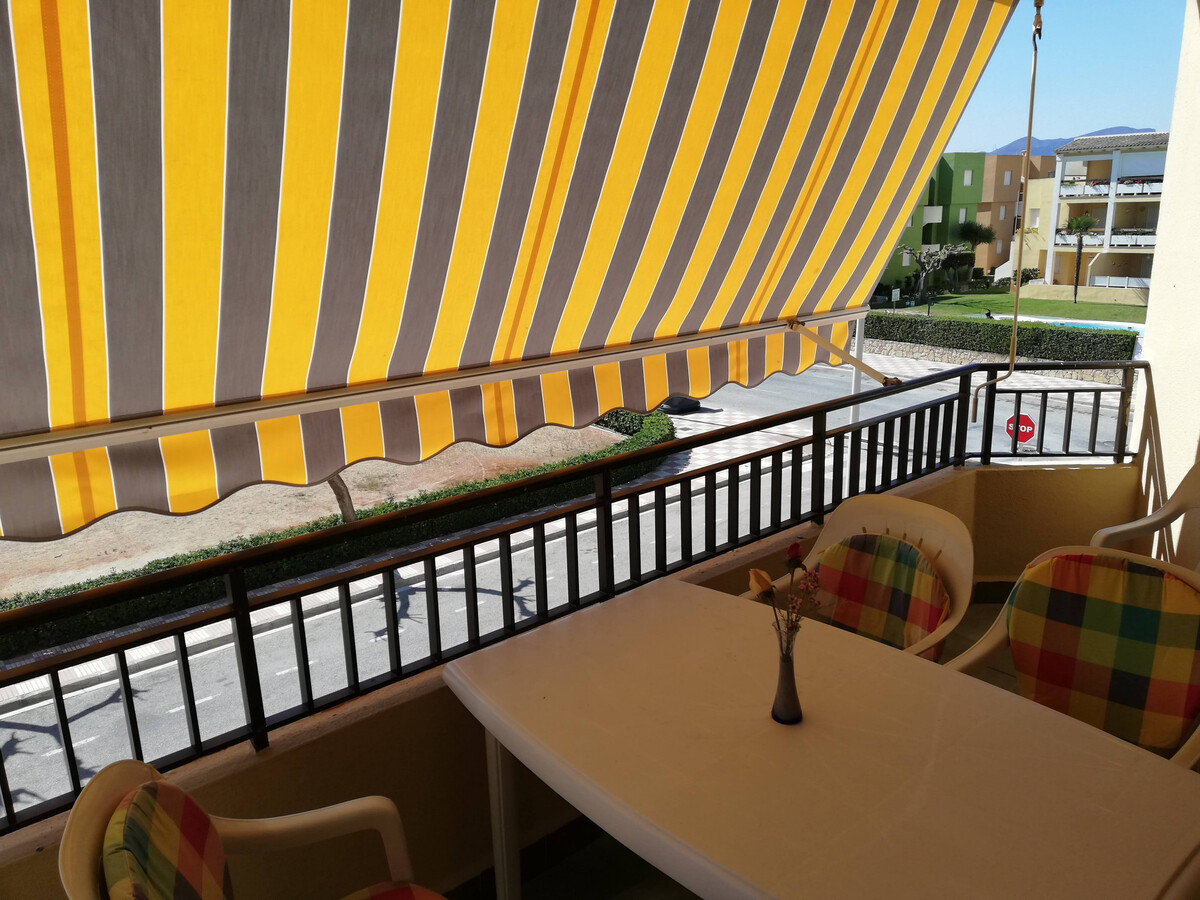 Appartement vue mer à 35 m de la plage, piscine et parking - Photo 9