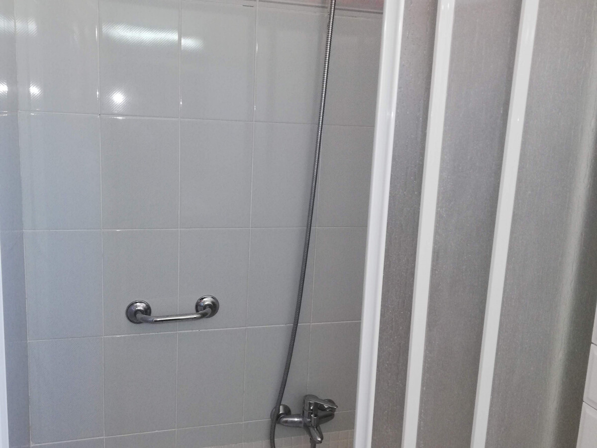 Appartement vue mer à 35 m de la plage, piscine et parking - Photo 19