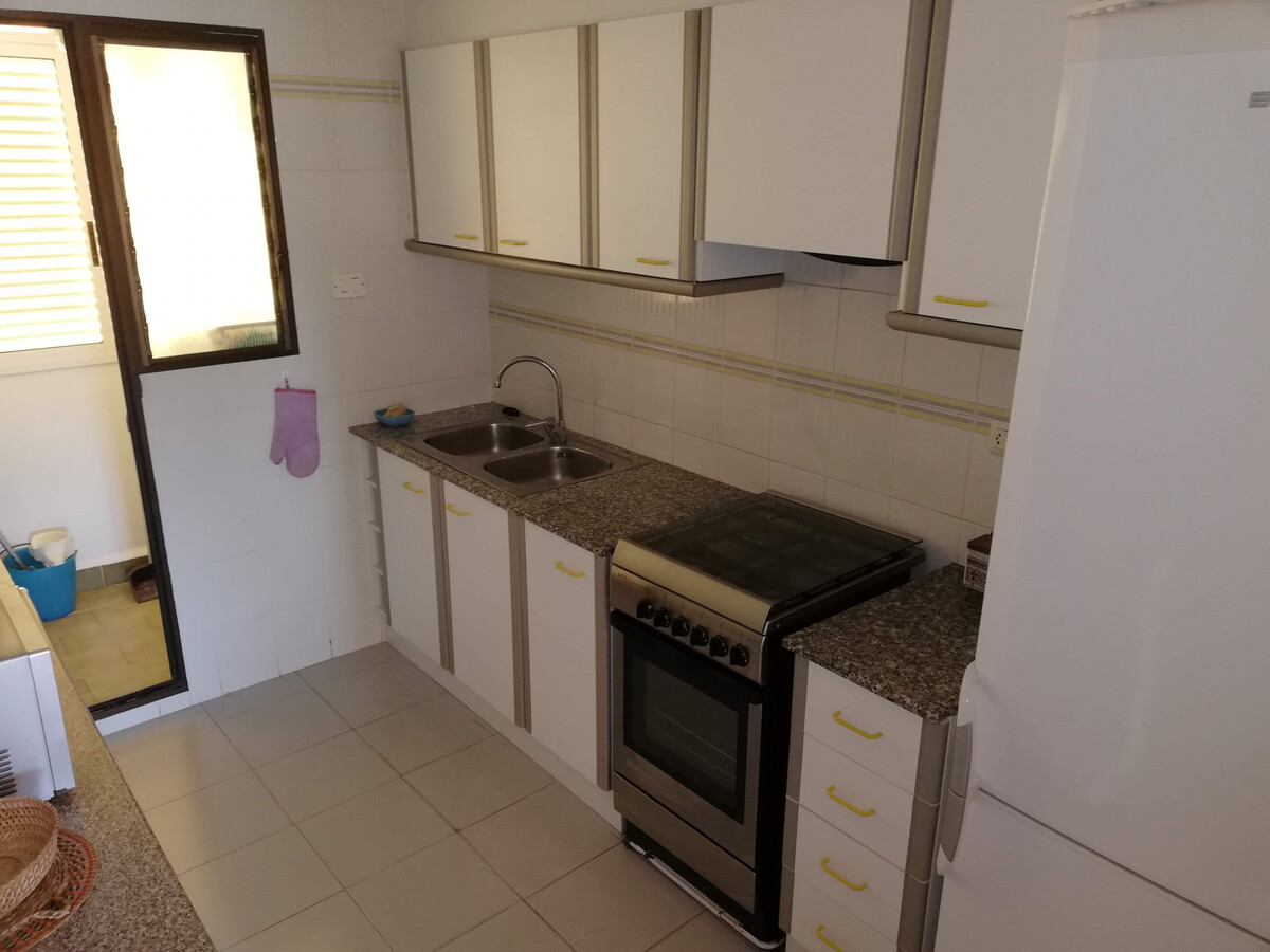 Appartement vue mer à 35 m de la plage, piscine et parking - Photo 27