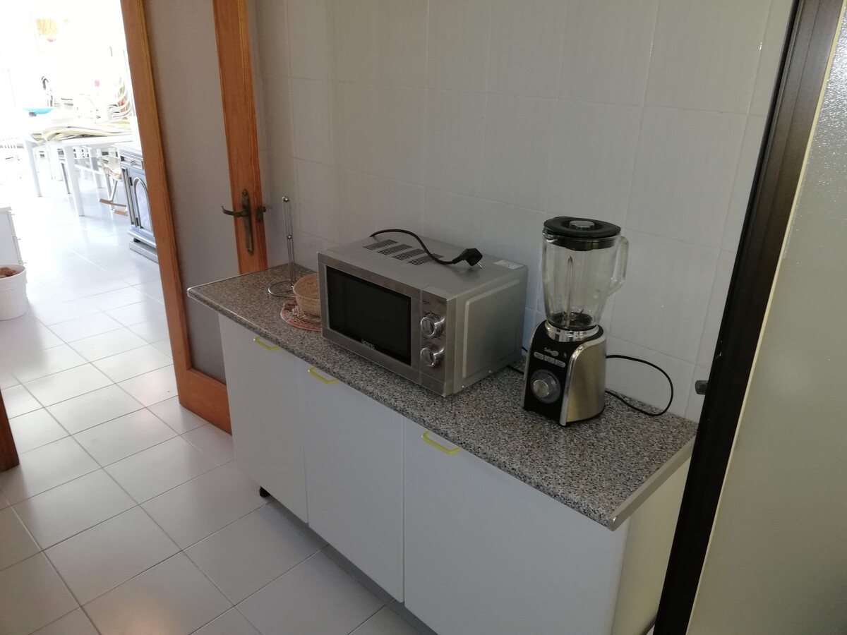 Appartement vue mer à 35 m de la plage, piscine et parking - Photo 28