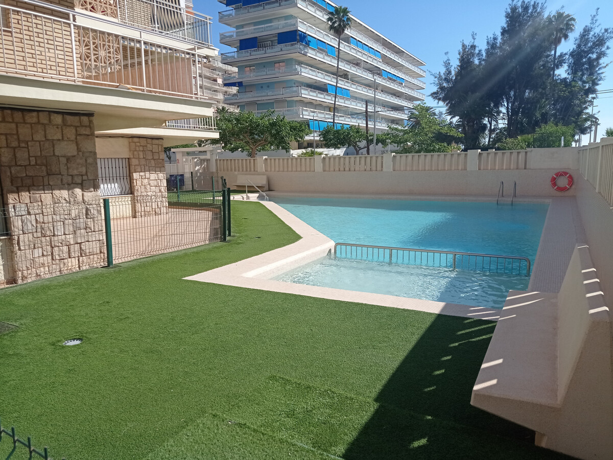 Appartement 2 chambres avec terrasse vue mer à Gandía - Photo 2