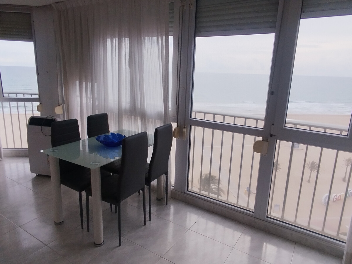Studio première ligne de plage à Gandía, 9e étage - Photo 1