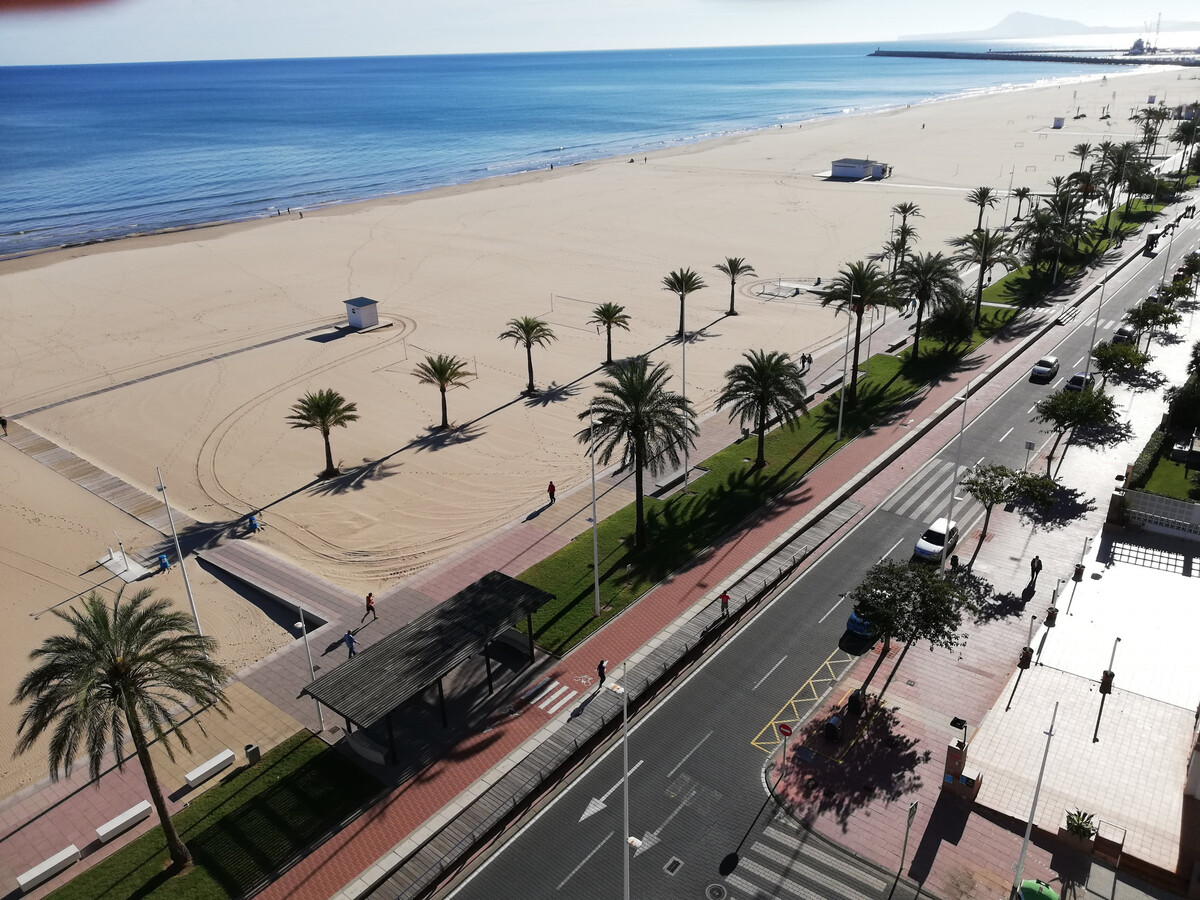 Studio première ligne de plage à Gandía, 9e étage - Photo 15