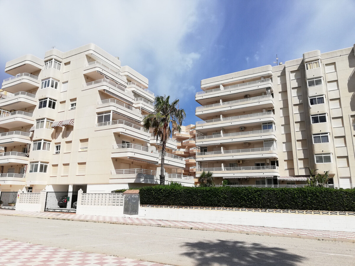 Appartement 3 chambres vue mer à 60m de la plage - Photo 13