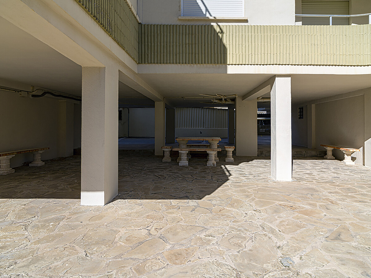 Appartement 6e étage avec piscine à 50m de la plage - Photo 11