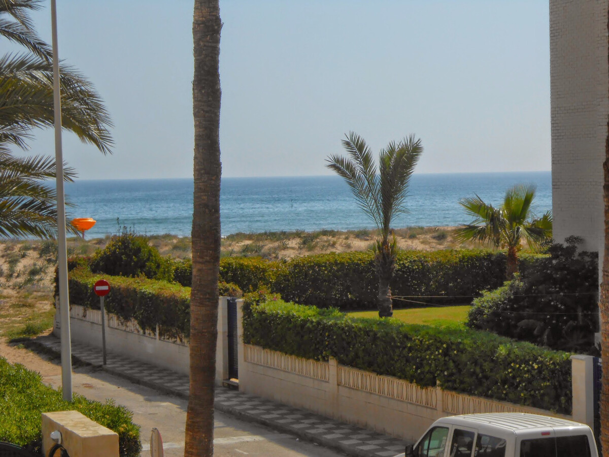 Appartement vue mer, 1er étage, piscine & plage directe - Photo 13
