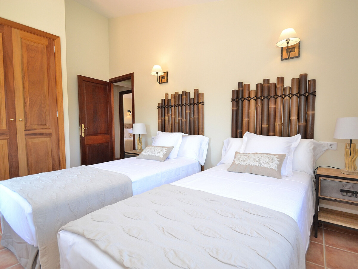 Villa 4 chambres, piscine 10x5m à Son Serra de Marina - Photo 13