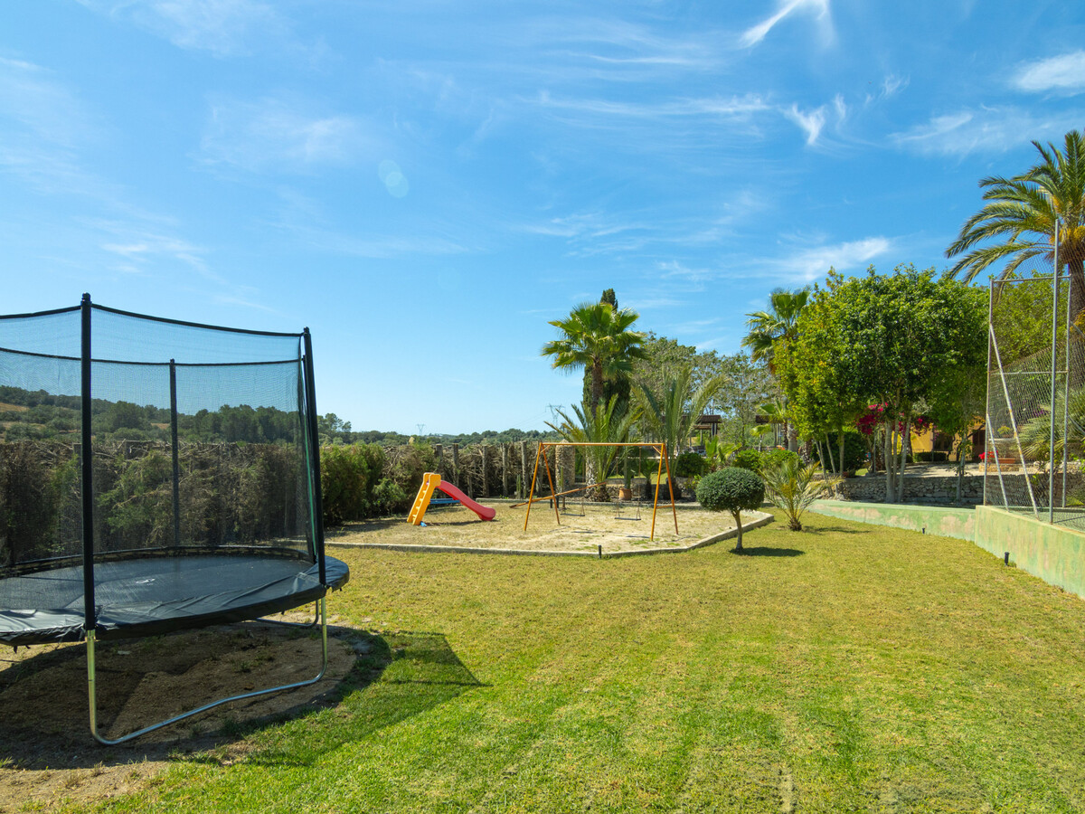 Villa 12 pers., 6 chambres, piscine et court de tennis à Llubí - Photo 7