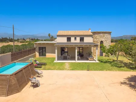 Location villa à Can Picafort, Charmante villa à Muro avec piscine entourée de vignobles