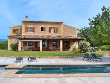 Location gite à Binissalem, Luxueuse villa majorquine de 450m² à Binissalem