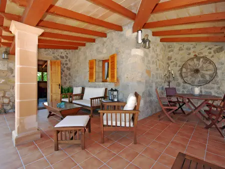 Finca familiale à Alcúdia : 2 chambres, piscine, jardin spacieux - Photo 6