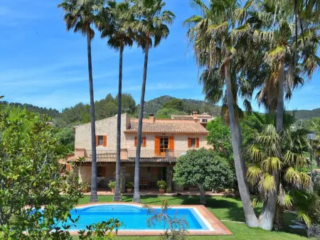 Location villa à Binissalem, Villa familiale idyllique avec jardin et piscine privée à Binissalem