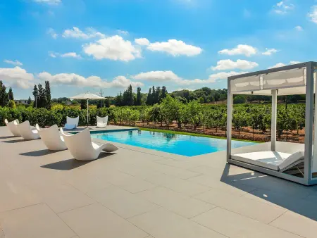 Location gite à Llubí, Villa moderne et élégante à Muro avec piscine privée