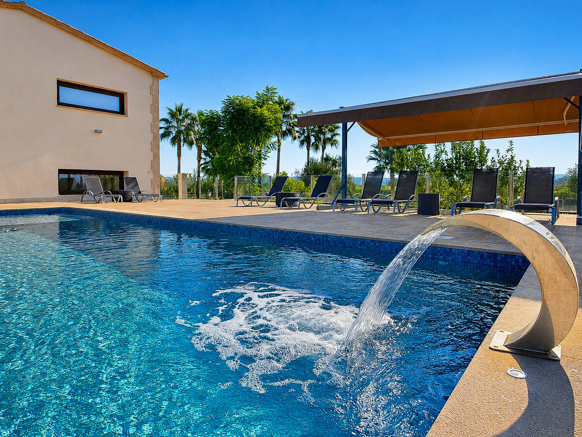 Villa Sastre – 8 pers., 4 chambres, piscine privée à Muro - Photo 1