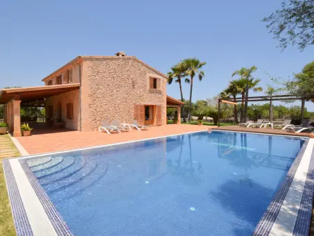 Location gite à Can Picafort, Grande villa à Muro avec piscine privée et grand jardin