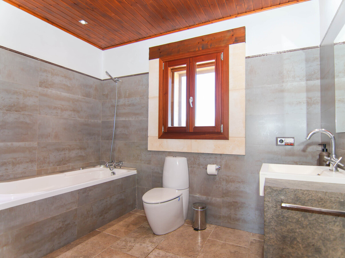 Villa moderne 250m² avec piscine 12x6m à Sa Pobla - Photo 34