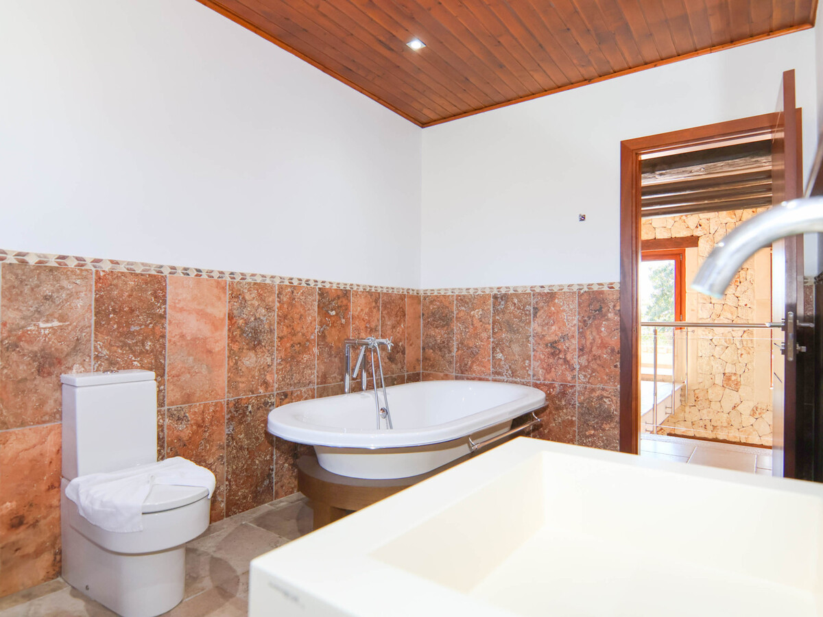 Villa moderne 250m² avec piscine 12x6m à Sa Pobla - Photo 35