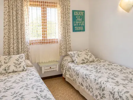 Villa 9 pers., 4 chambres + studio, piscine salée : photo 13