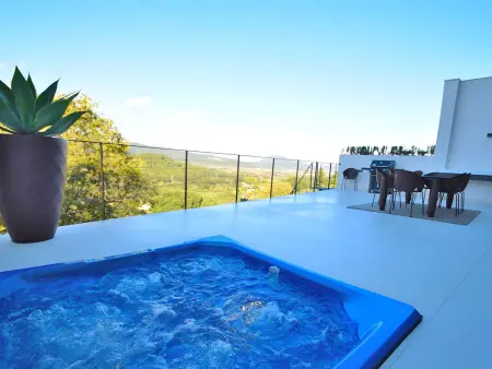 Villa Montblau : maison de luxe 8 pers., piscine et jacuzzi : photo 3