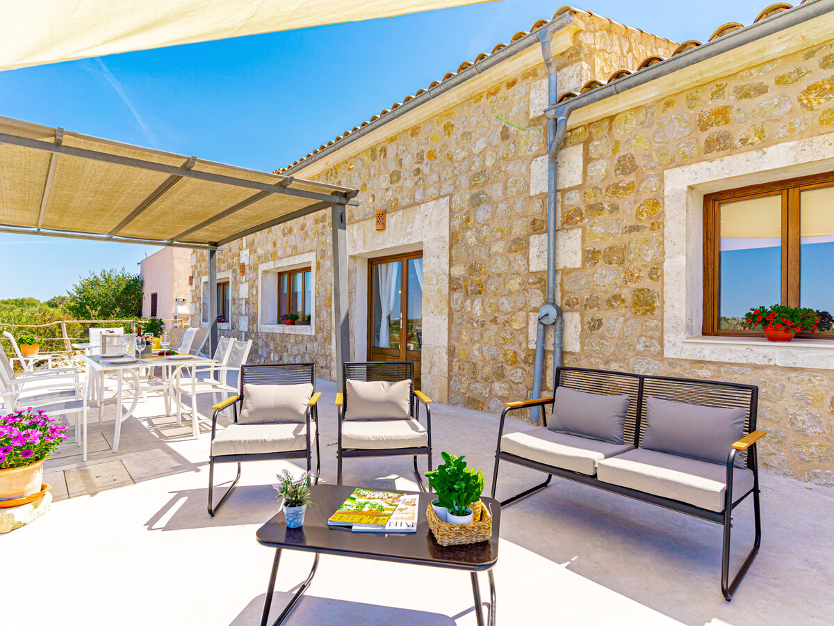 Caluix, villa en pierre avec piscine 8×4 à Sineu - Photo 4