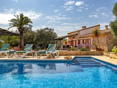 Location gite à Santanyí, Finca tranquille avec piscine privée proche de Santanyí