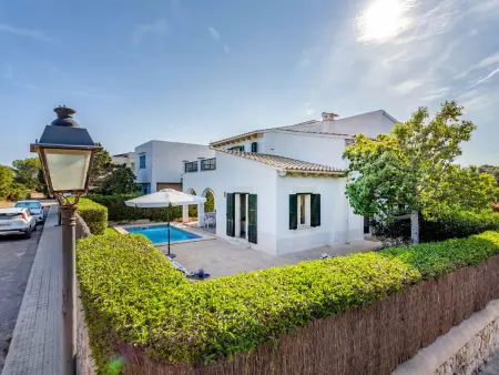 Location maison à Cala Llombards, Chalet calme à Cala Llombards avec piscine privée