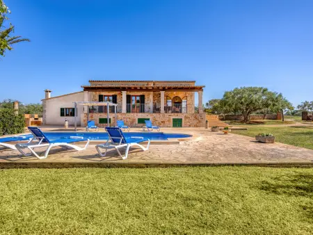 Location gite à Cala Llombards, Charmante finca avec piscine privée à Cala Santanyi