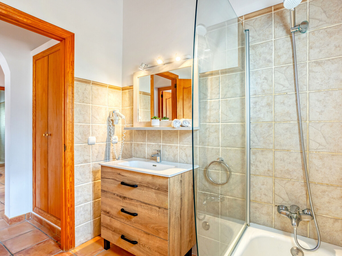 Maison neuve piscine privée près plage Cala Llombards - Photo 10
