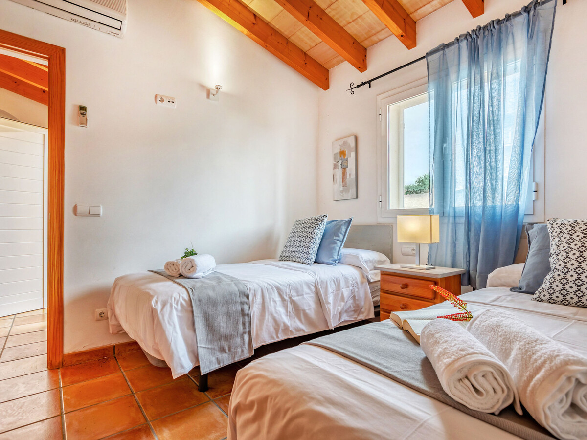 Maison neuve piscine privée près plage Cala Llombards - Photo 12