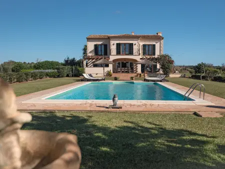 Maison Méditerranéenne Lumineuse avec Piscine Privée à Santanyí : photo 32