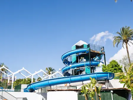 Location appartement à Benalmádena, Studio lumineux face à la plage avec piscine à Benalmádena