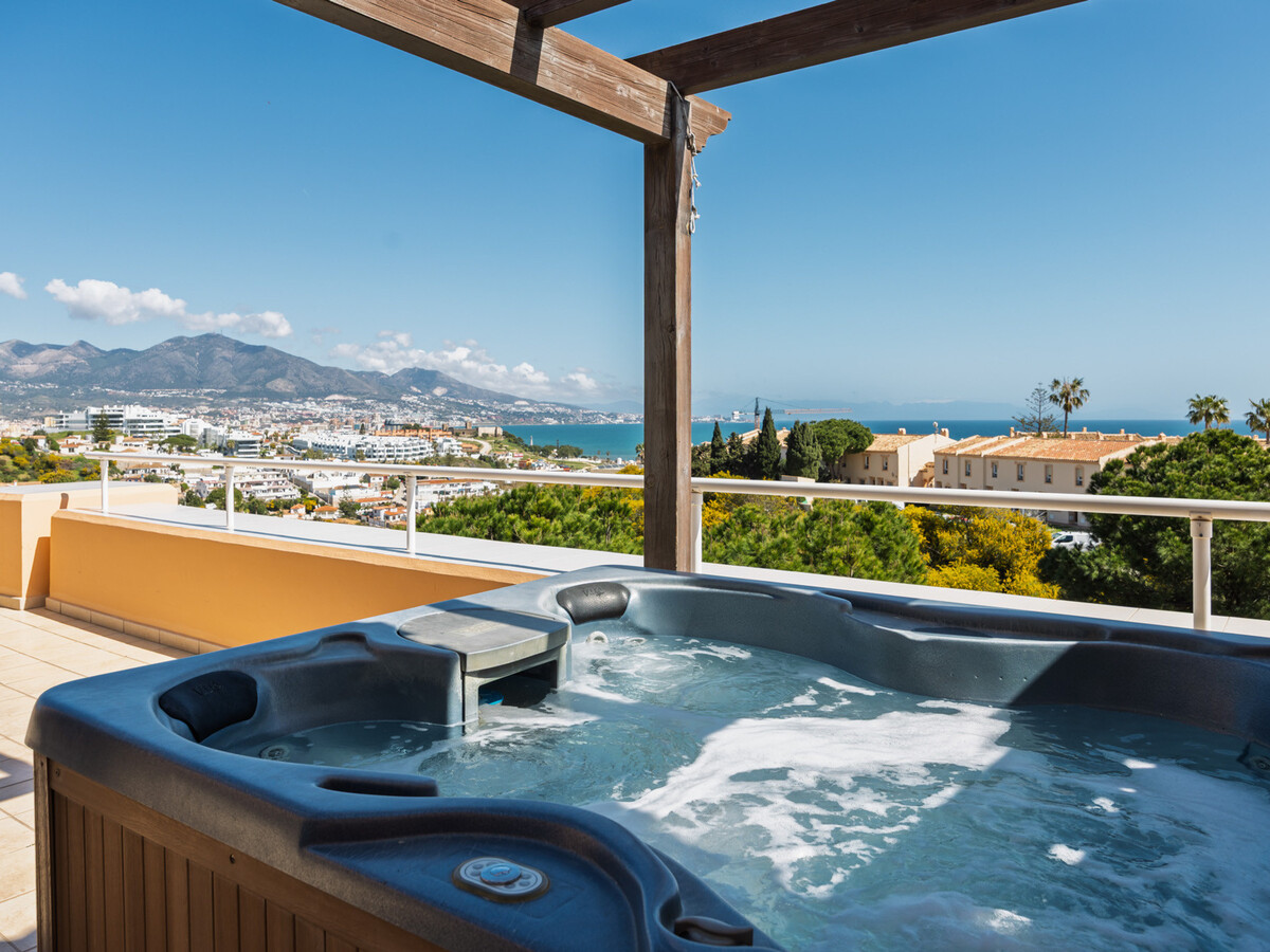 Appartement face à la plage, 2 ch., terrasse 25 m² à Mijas - Photo 1