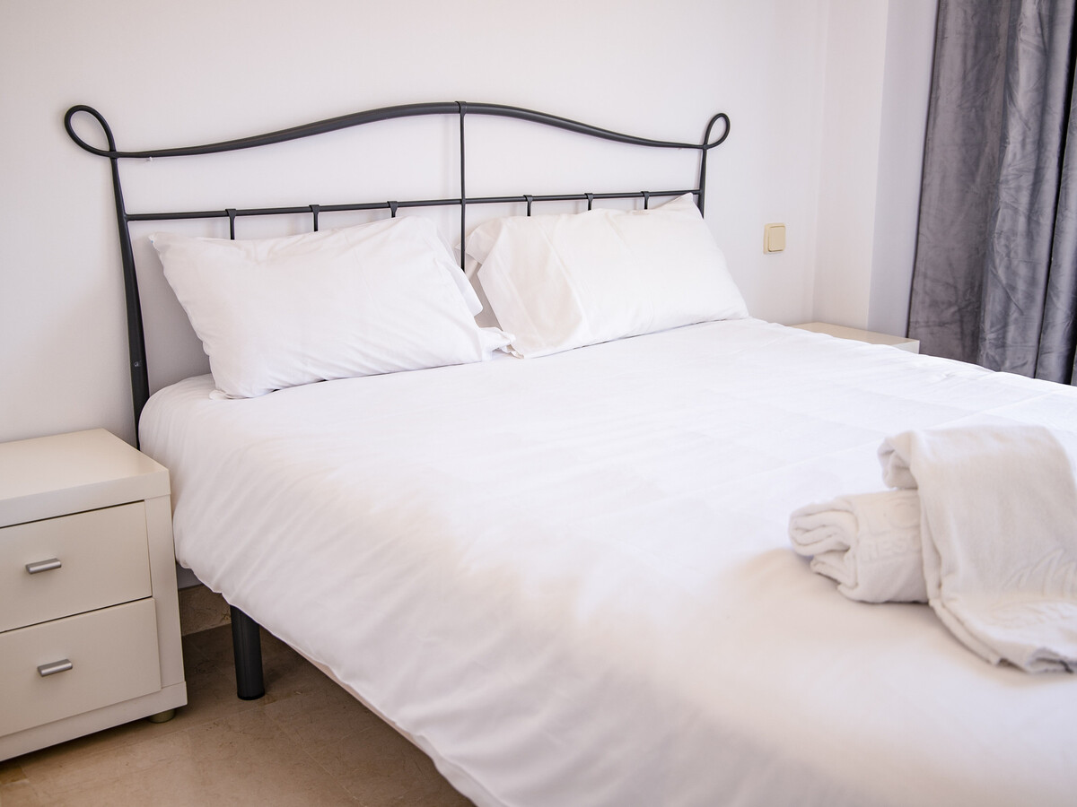 Appartement 2 ch. première ligne golf avec vue mer - Photo 10