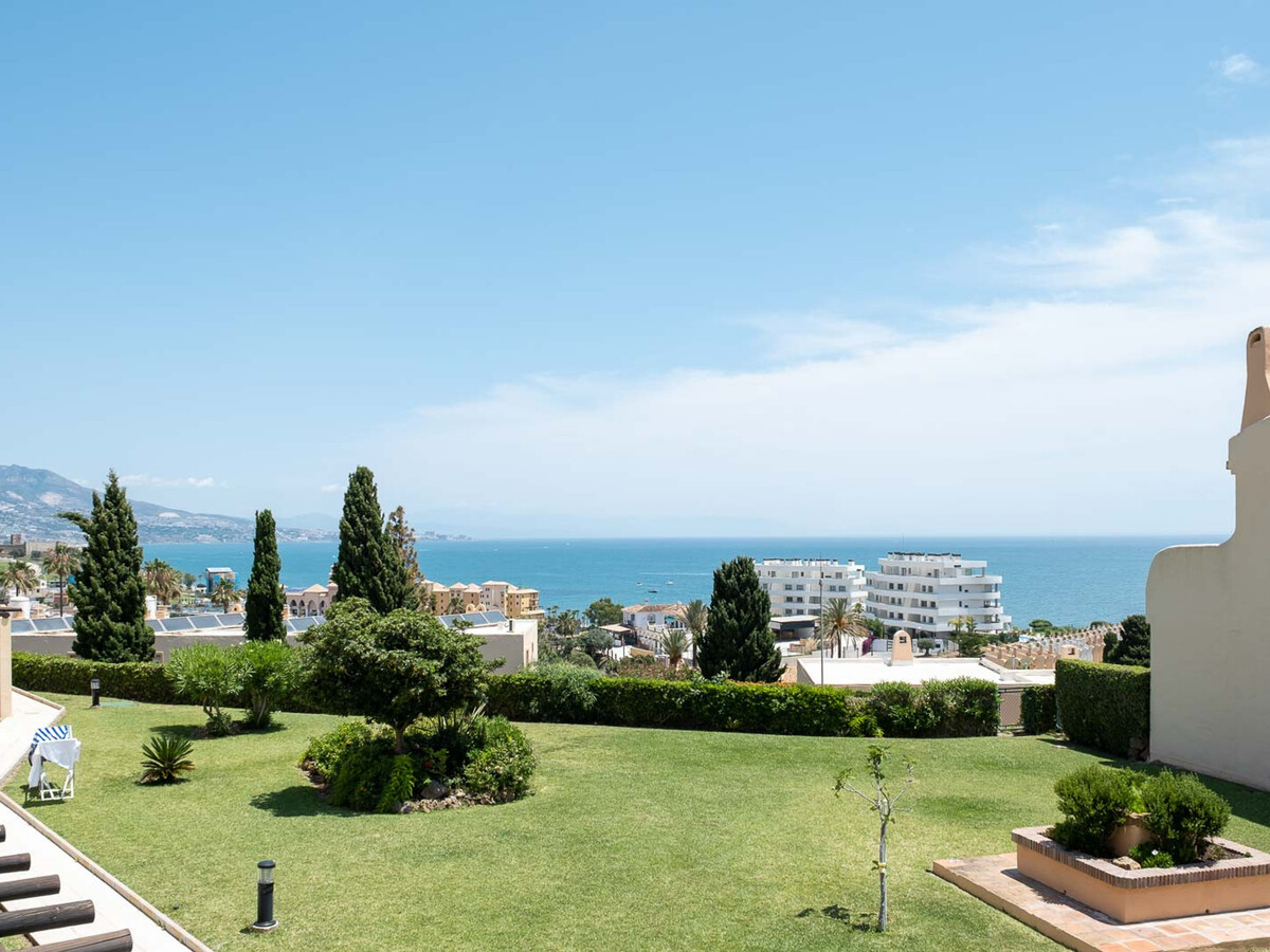 Appartement 2 chambres à Mijas Costa, vue mer et piscines - Photo 1